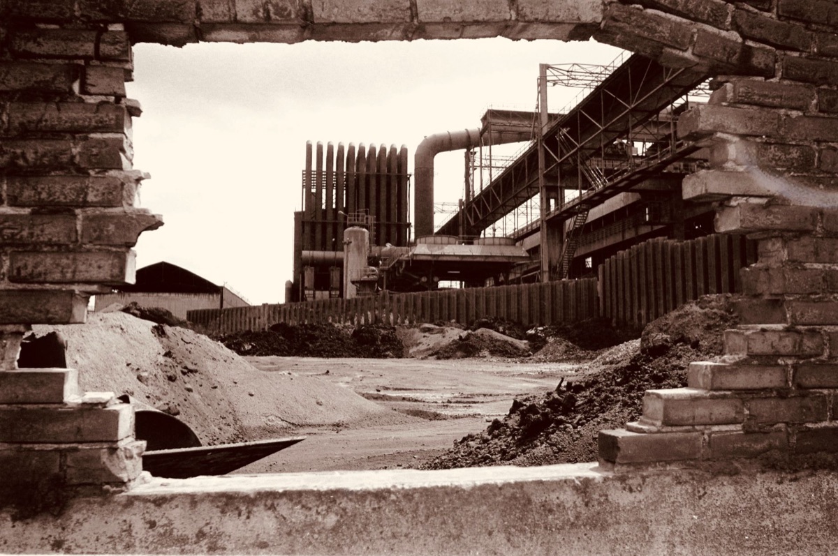 costruzione del muro di berlino